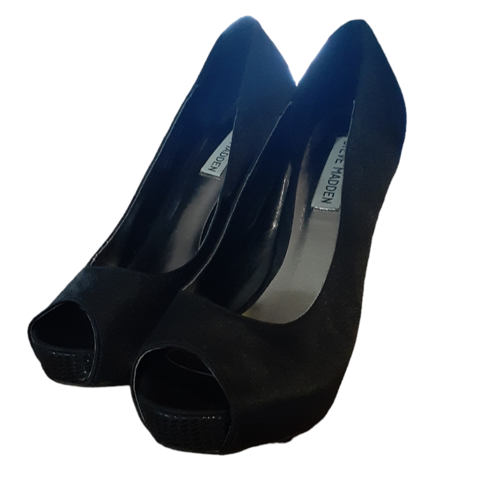 Steve Madden Glamour Peep Toe Heels